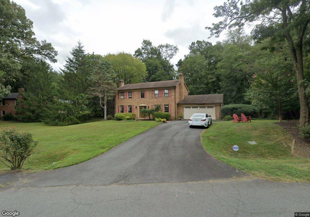 2883 Macao Dr, Herndon, VA 20171 - photo 1