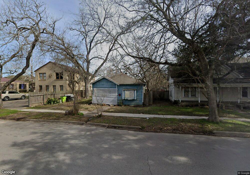 1107 5th St, Rosenberg, TX 77471 - photo 1