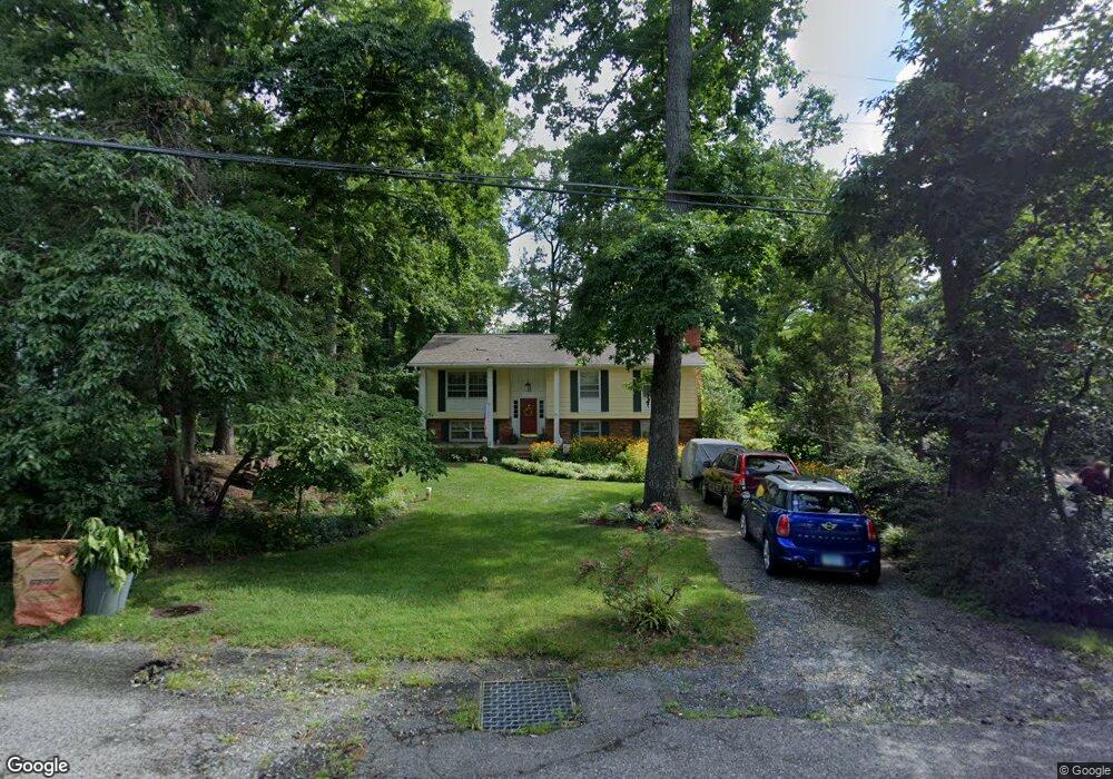 305 Beach Dr, Annapolis, MD 21403 - photo 1