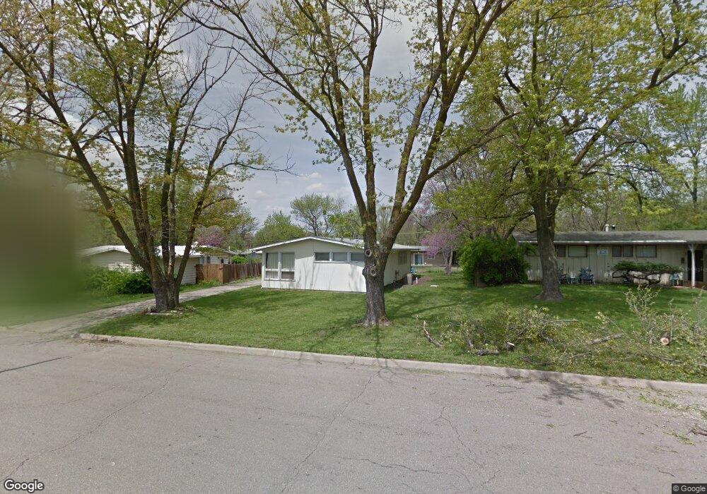 1412 SW Croix St, Topeka, KS 66611 - photo 1