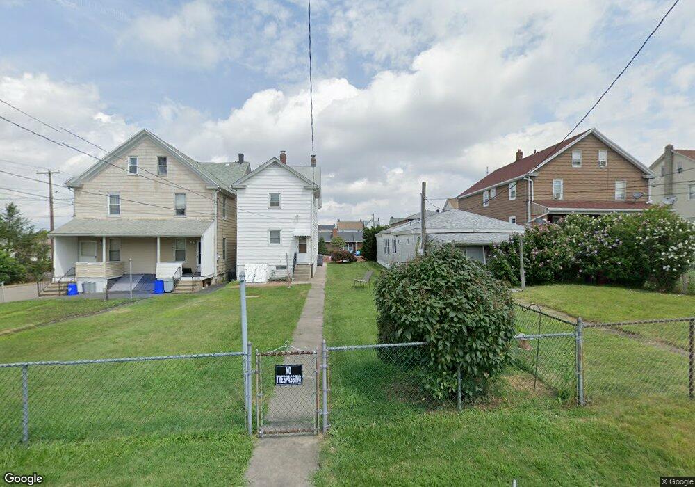 205 Carleton Ave, Hazleton, PA 18201 - photo 1