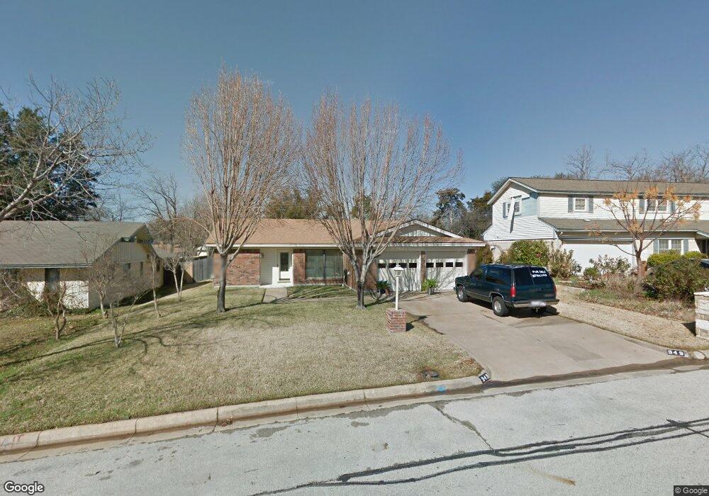 949 Charleston Dr, Bedford, TX 76022 - photo 1