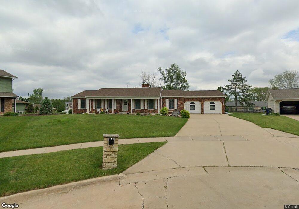 21 Fitzpatrick Ct NW, Cedar Rapids, IA 52405 - photo 1