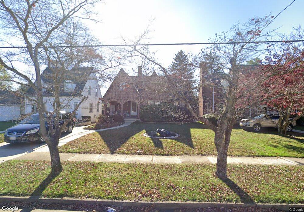 124 Dupont Cir, Waynesboro, VA 22980 - photo 1