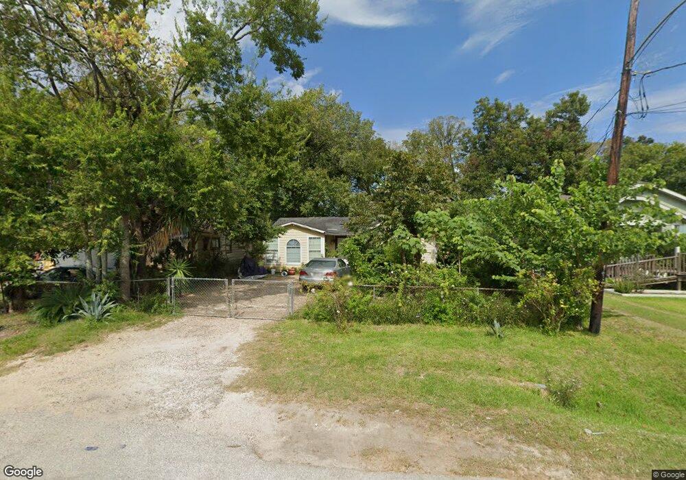 4113 Vaughn St, Houston, TX 77016 - photo 1