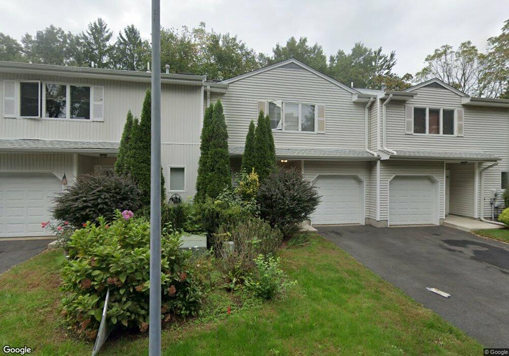 33 Meadow View Terrace unit 33, Fair Lawn, NJ 07410 - photo 1