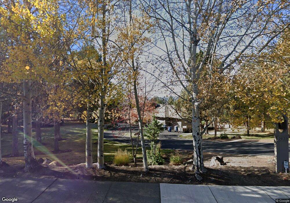 2633 NW Three Sisters Dr, Bend, OR 97701 - photo 1