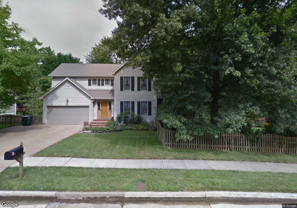 9778 Katharines Dr, Burke, VA 22015 - photo 1