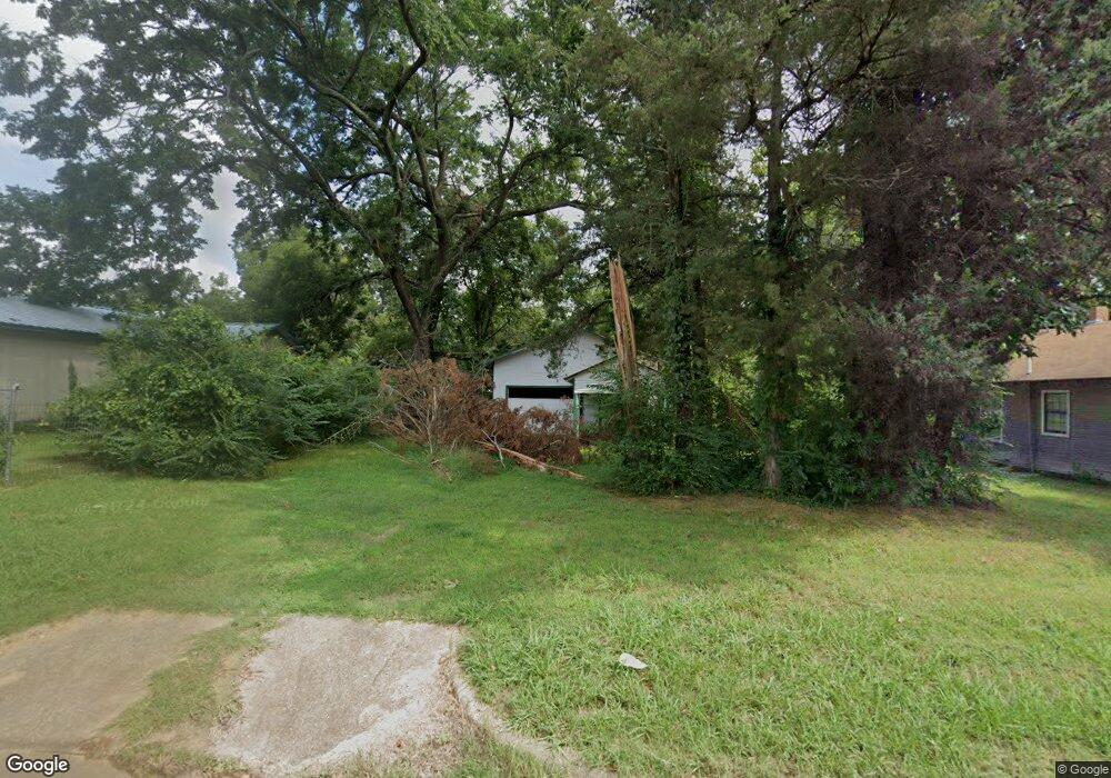 509 E Lowery St, Hugo, OK 74743 - photo 1