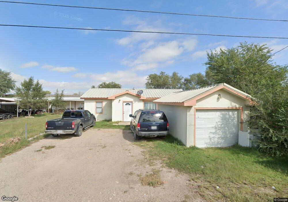 815 NE 11th St, Dumas, TX 79029 - photo 1