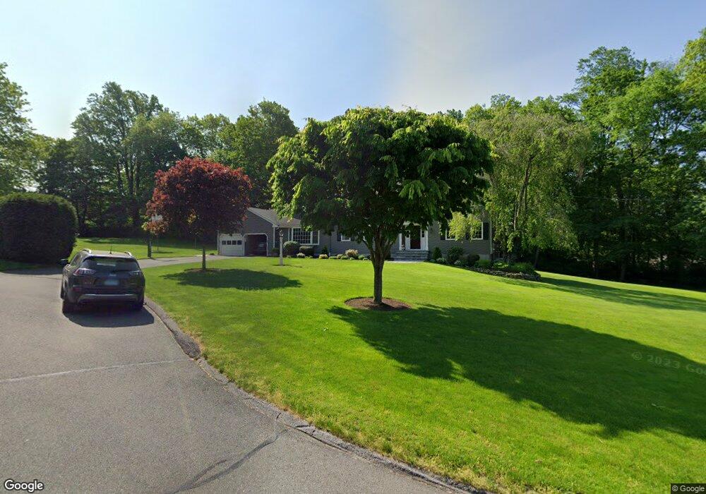 18 Overhill Rd, Trumbull, CT 06611 - photo 1