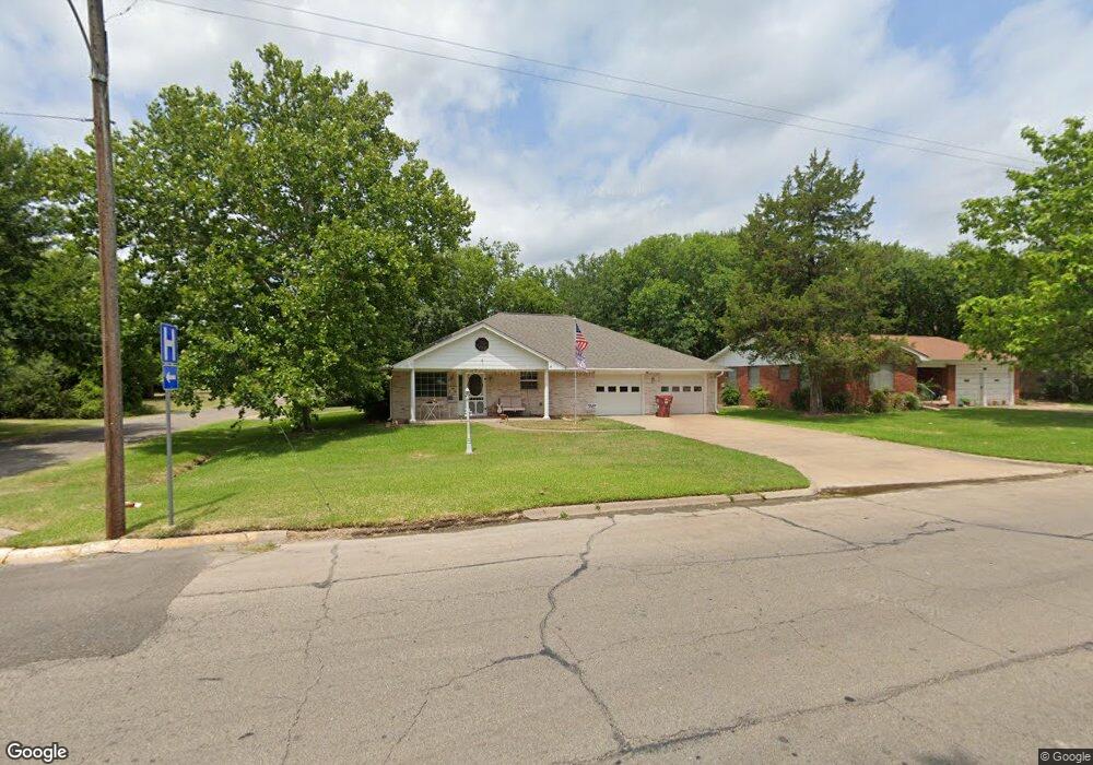 601 Lipscomb St, Bonham, TX 75418 - photo 1