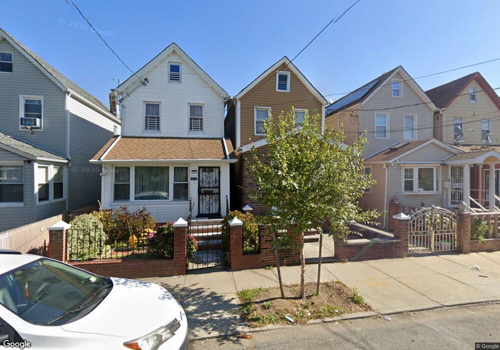 10415 171st St, Jamaica, NY 11433 - photo 1