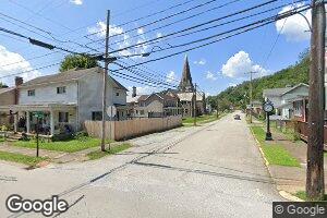 202 Howell St, Dawson, PA 15428