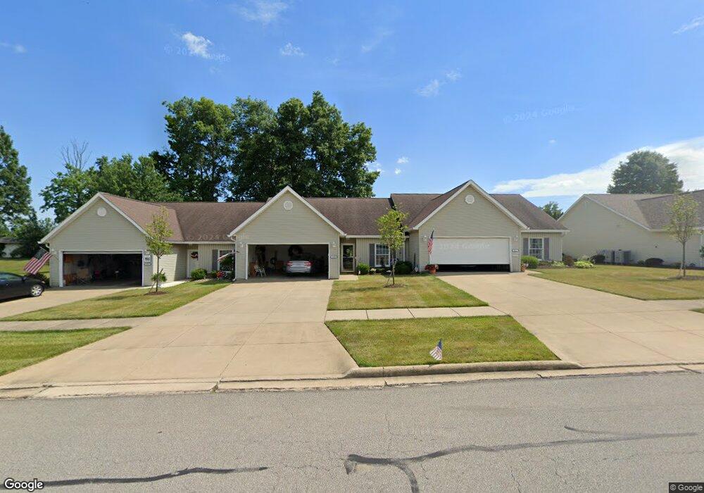 819 King Ridge Dr, Ashland, OH 44805 - photo 1