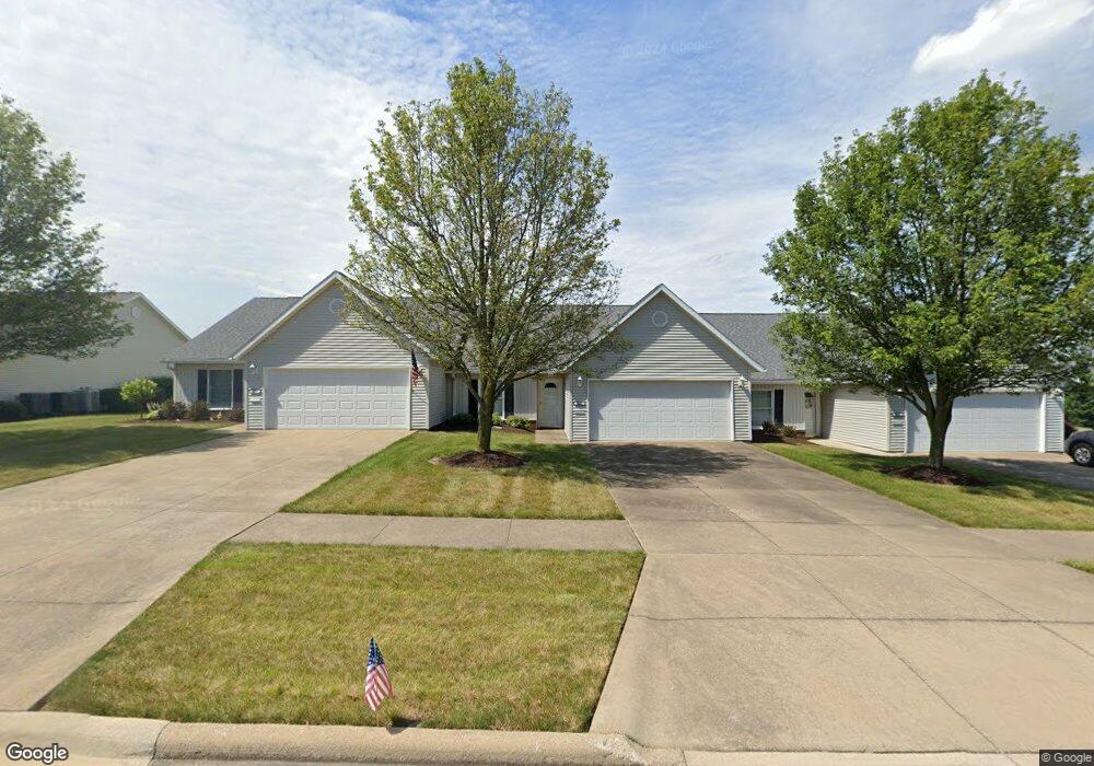 818 King Ridge Dr, Ashland, OH 44805 - photo 1