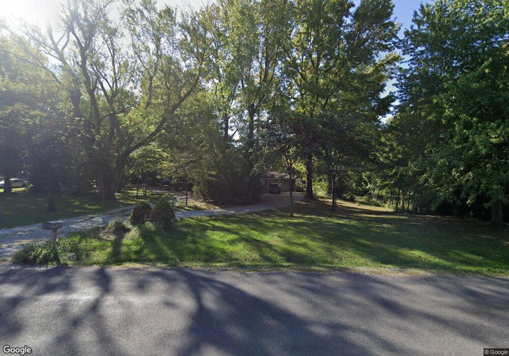 211 Bauer Ln, Maryville, IL 62062 - photo 1