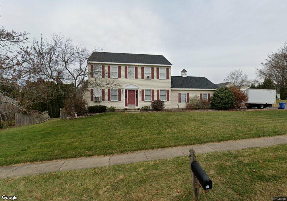 65 Meadowbrook Dr, Manchester, CT 06042 - photo 1