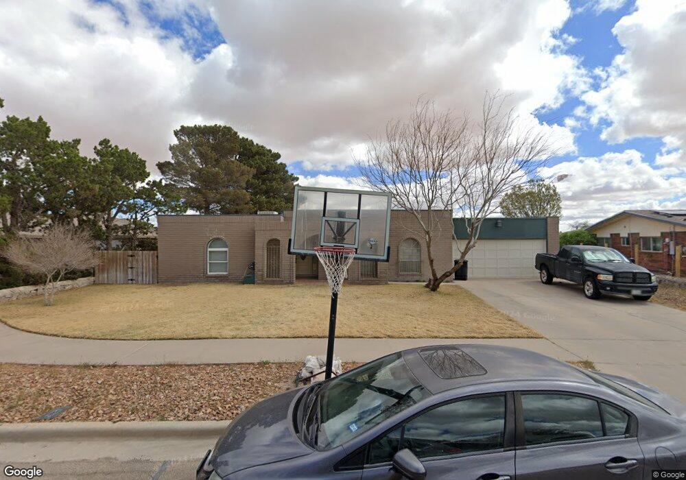 462 Loring Place, Horizon City, TX 79928 - photo 1