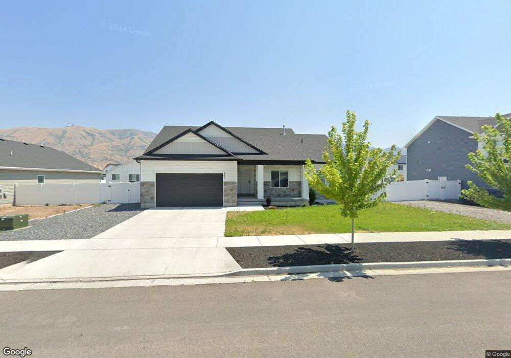 561 S 655 E, Hyrum, UT 84319 - photo 1