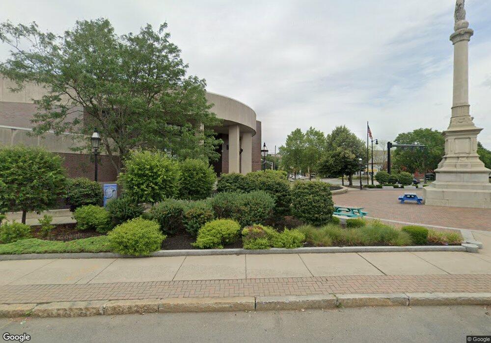 11 Peabody Square unit 4, Peabody, MA 01960 - photo 1