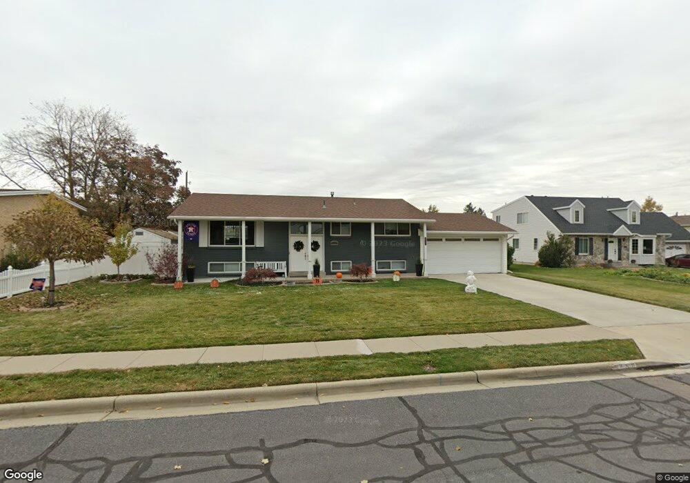 250 E 800 S, Centerville, UT 84014 - photo 1