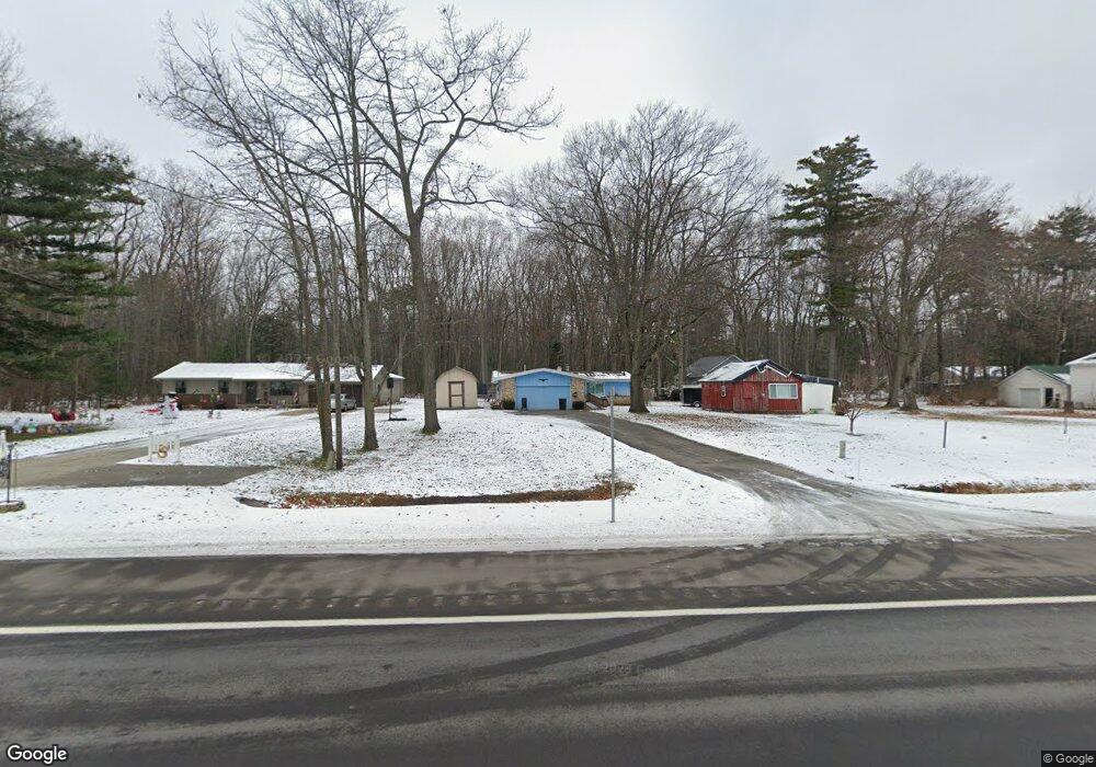 441 N Huron Rd, Au Gres, MI 48703 - photo 1