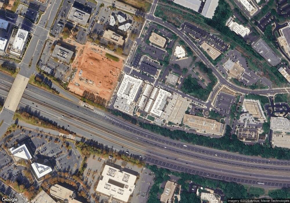 1886 Easterly Rd, Reston, VA 20190 - photo 1