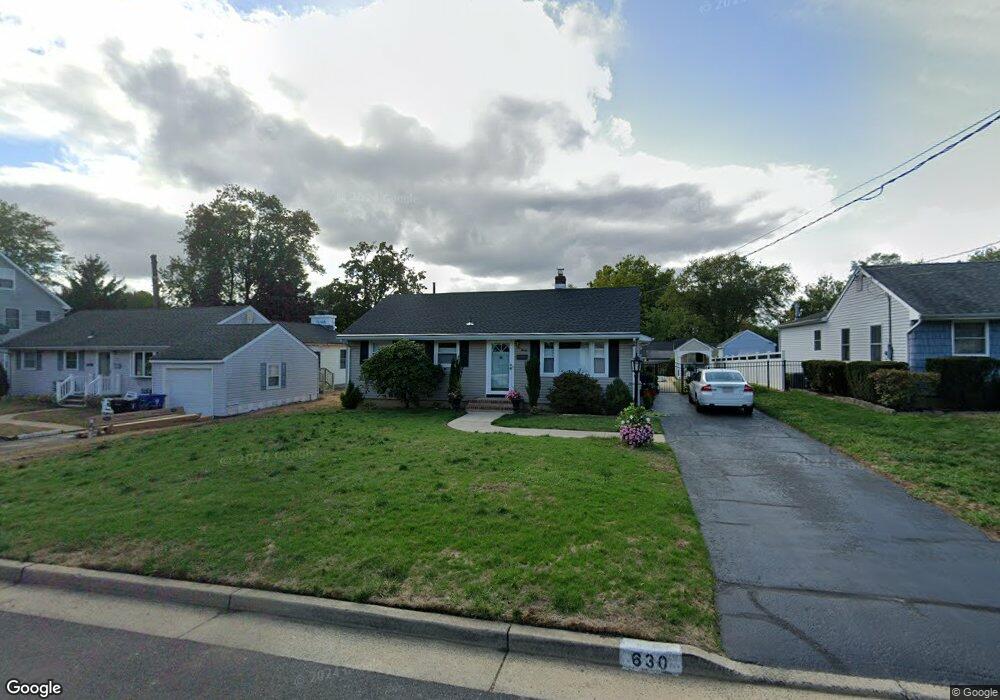 630 Hopping Rd, Belford, NJ 07718 - photo 1