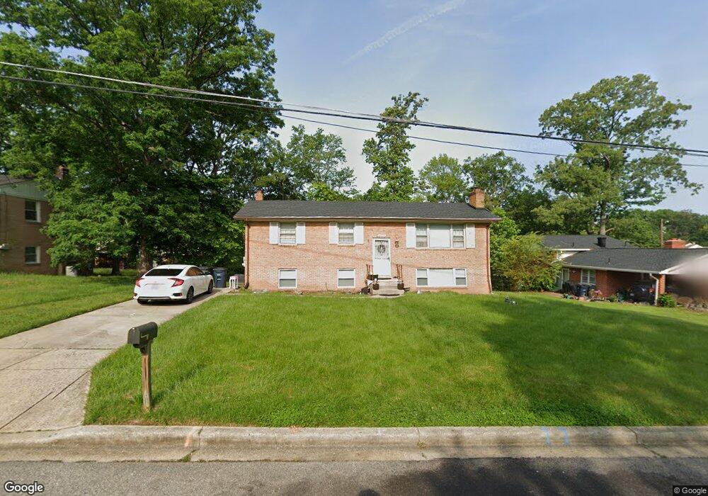 9203 Pinehurst Dr, Fort Washington, MD 20744 - photo 1