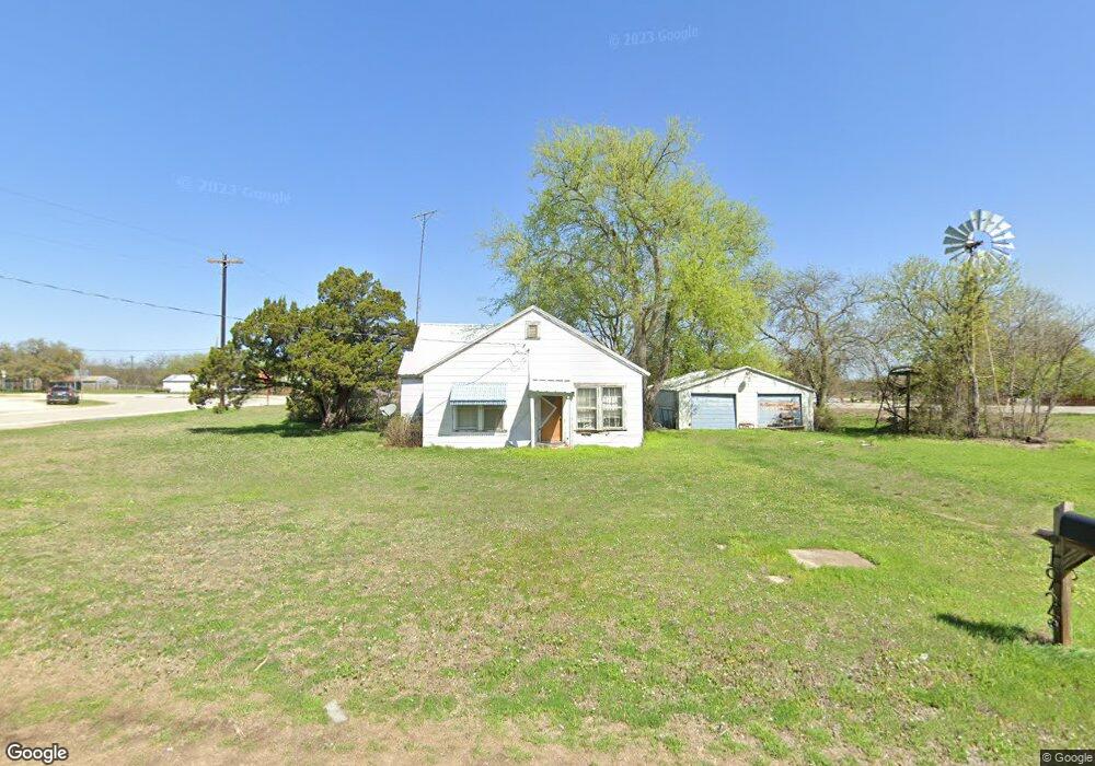 192 Spring St, Forestburg, TX 76239 - photo 1