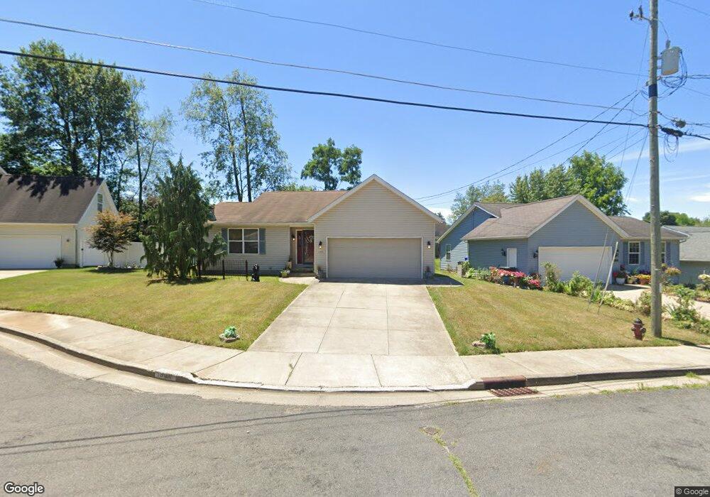 1334 27th St NE, Canton, OH 44714 - photo 1