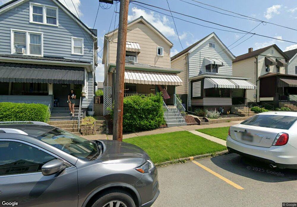 112 Lafayette St, Vandergrift, PA 15690 - photo 1