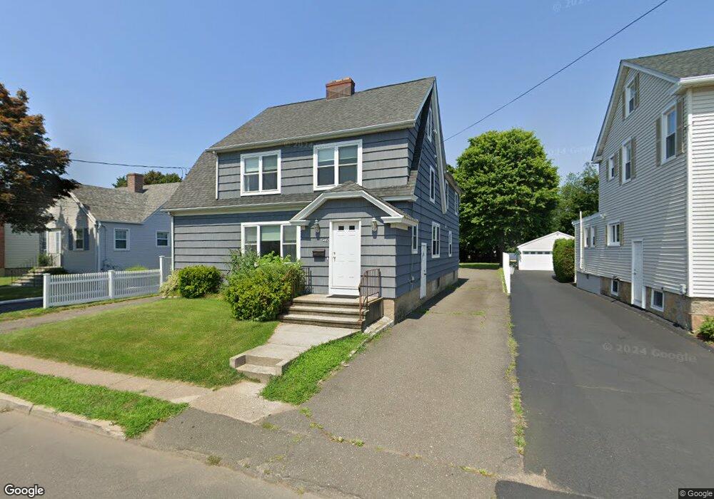 495 Reef Rd unit BACK, Fairfield, CT 06824 - photo 1