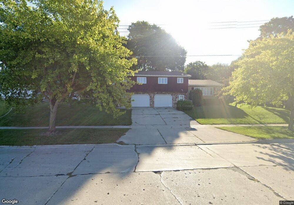 1403 N 24th St, Manitowoc, WI 54220 - photo 1