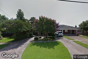 3509 Lake Villa Dr, Metairie, LA 70002