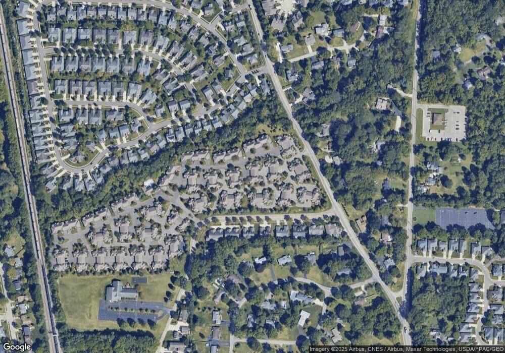 906 White Willow Ln, Columbus, OH 43235 - photo 1