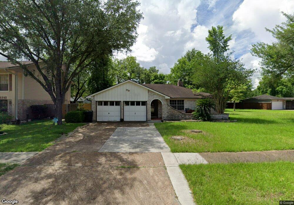 5207 Moss Glenn Ln, Houston, TX 77088 - photo 1