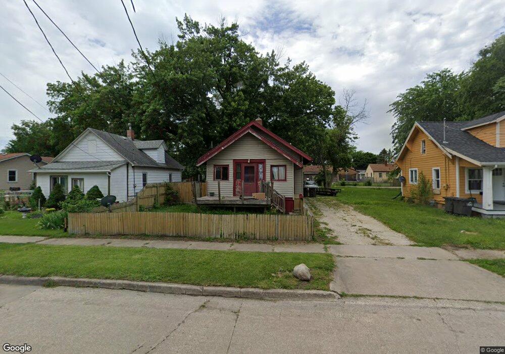 836 E 24th Ct, Des Moines, IA 50317 - photo 1