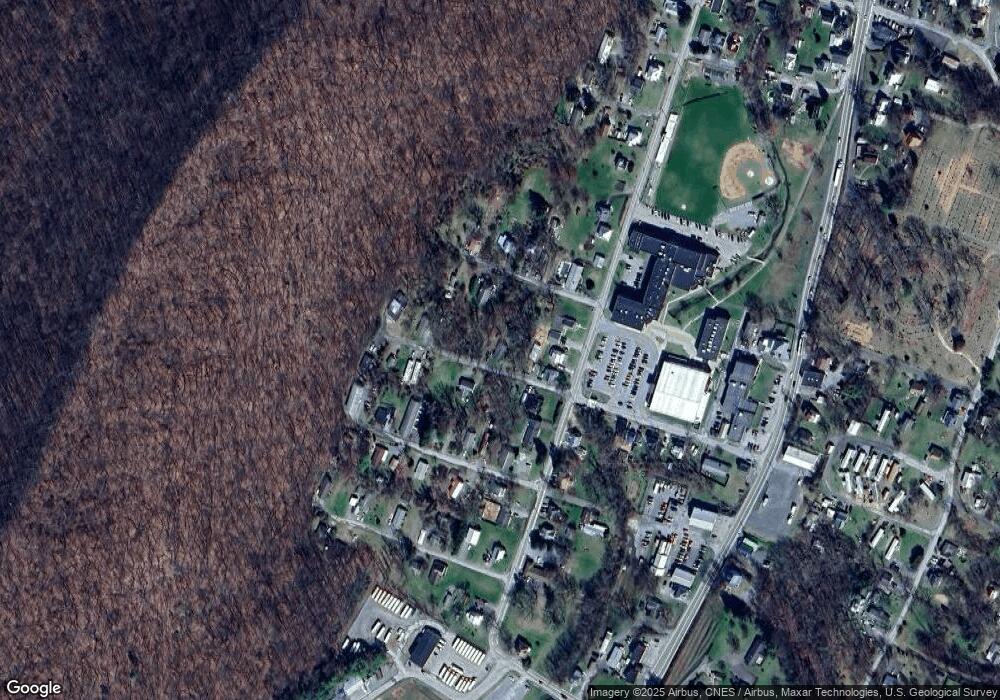 172 John St, Berkeley Springs, WV 25411 - photo 1