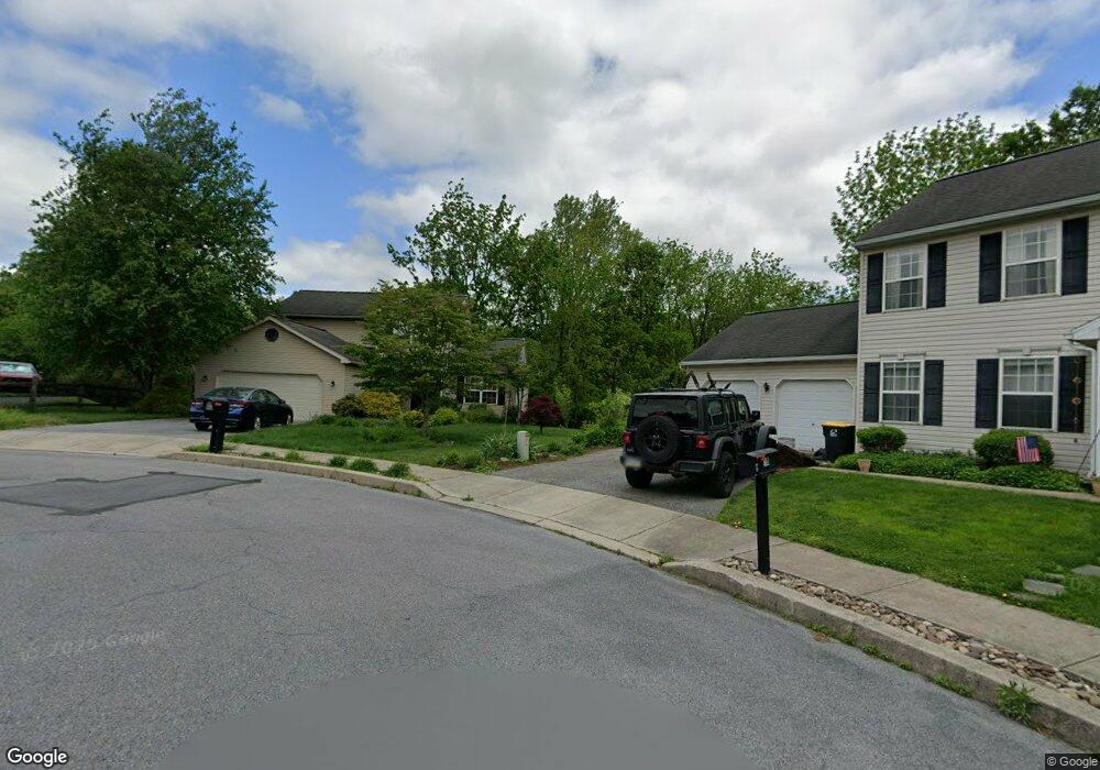 11 Tulpehocken Ct, Womelsdorf, PA 19567 - photo 1