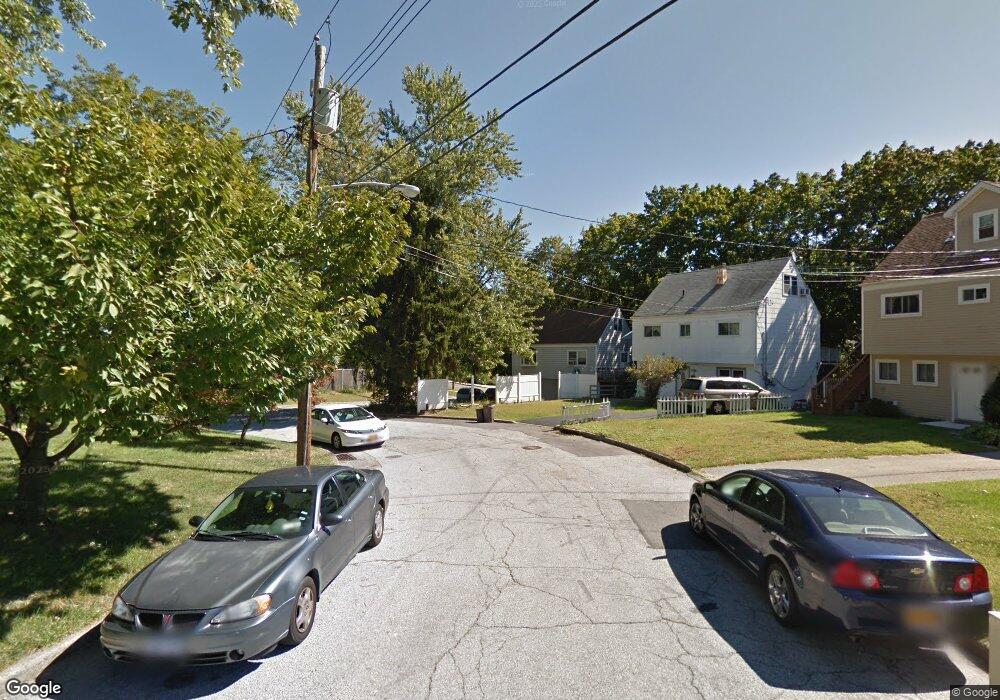 9 Riverview Ct, Ossining, NY 10562 - photo 1