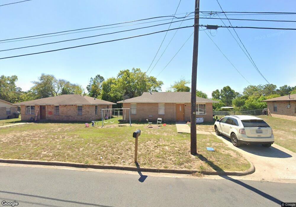 1215 Dolph St, Nacogdoches, TX 75964 - photo 1