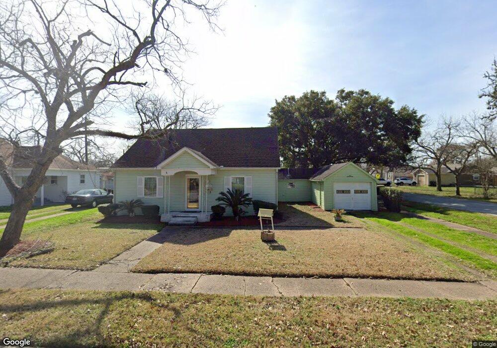 1700 Avenue L, Rosenberg, TX 77471 - photo 1