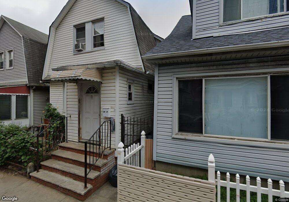 13621 Carlton Place, Flushing, NY 11354 - photo 1