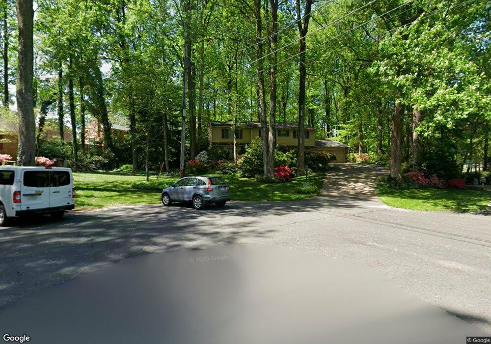 3802 Latrobe Ct, Fairfax, VA 22031 - photo 1