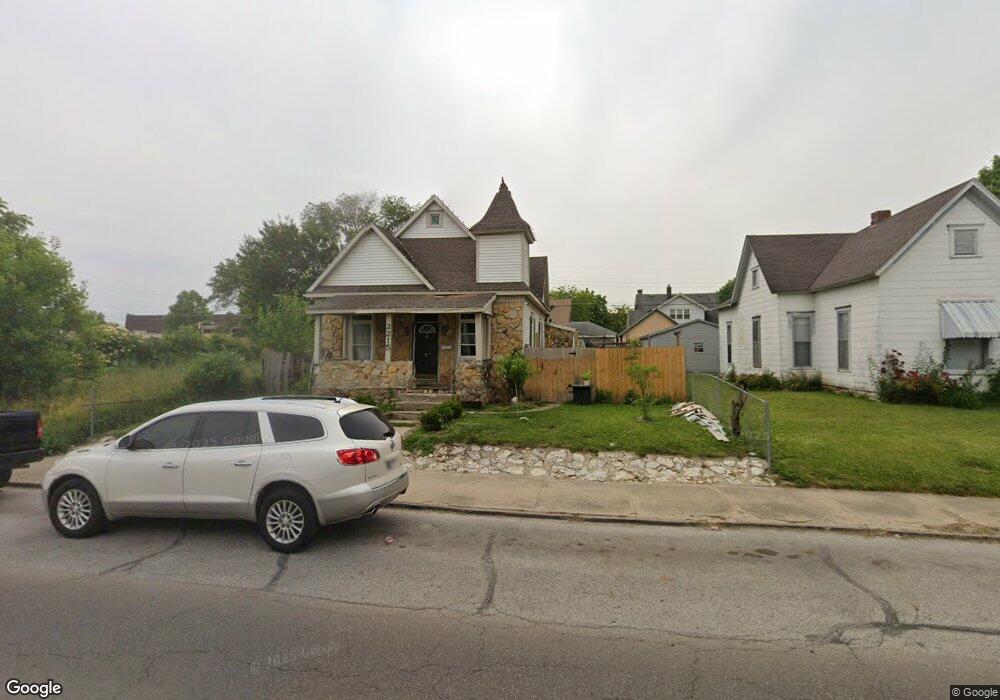 2215 Main St, Anderson, IN 46016 - photo 1