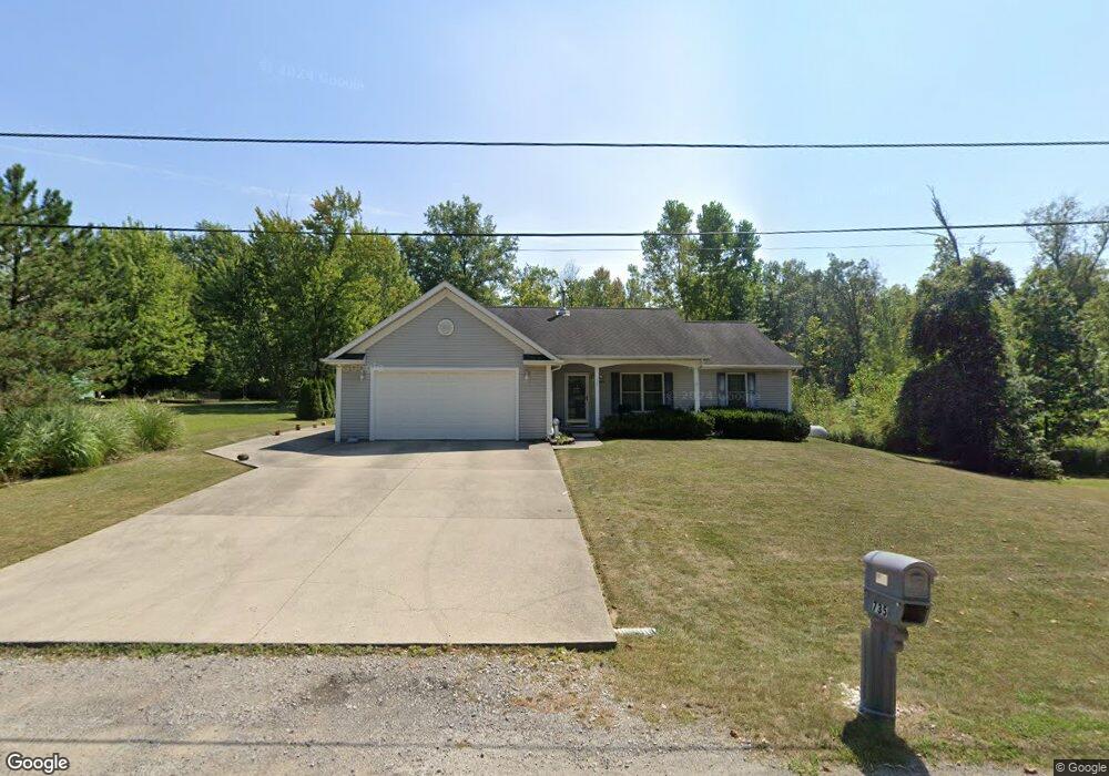 735 Powers Ave, Lima, OH 45801 - photo 1