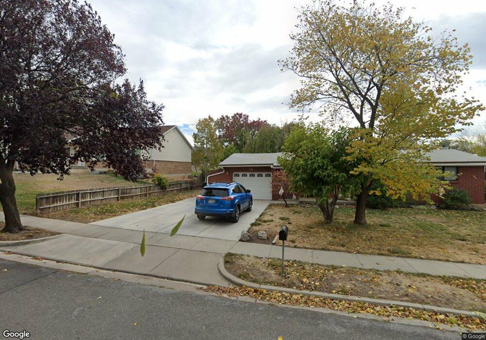 719 W 1300 S unit W, Woods Cross, UT 84087 - photo 1