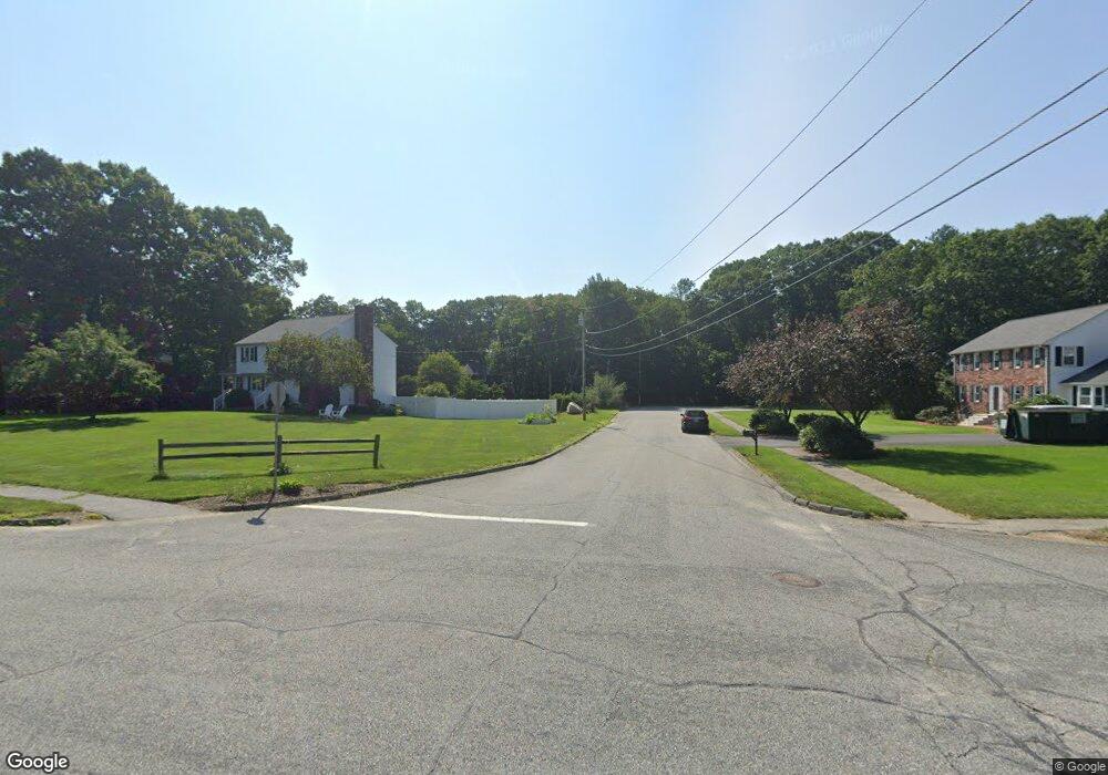 12 Lincoln Cir, Northbridge, MA 01534 - photo 1